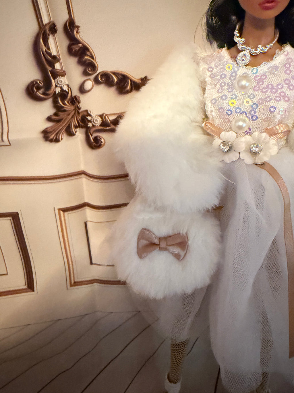 White dress with white shawl, accessories, it’s a complete outfit with a free gift 🎉